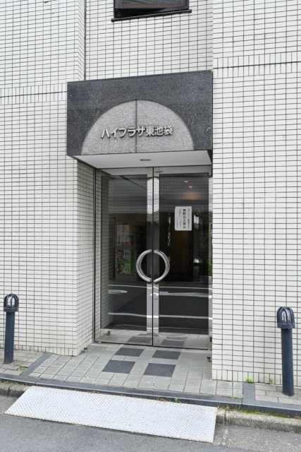 2/5 エントランス