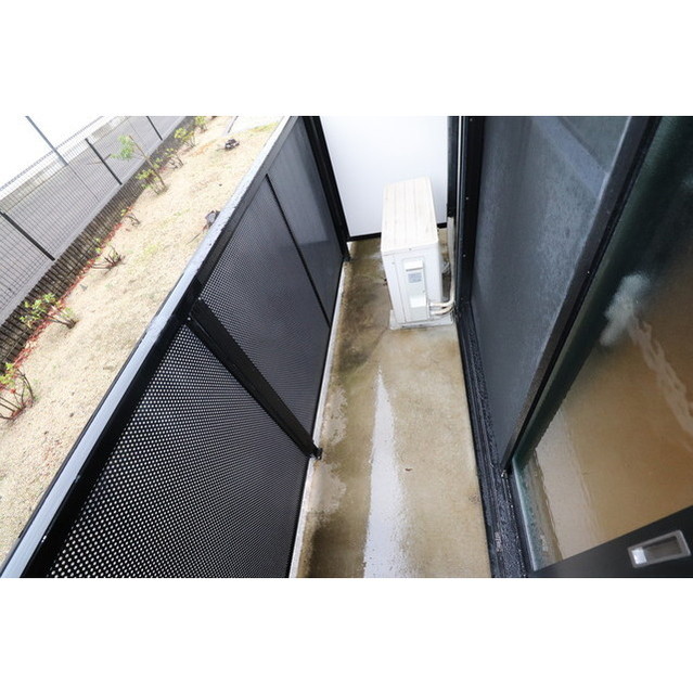 13/26 バルコニー