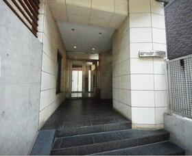 2/2 エントランス