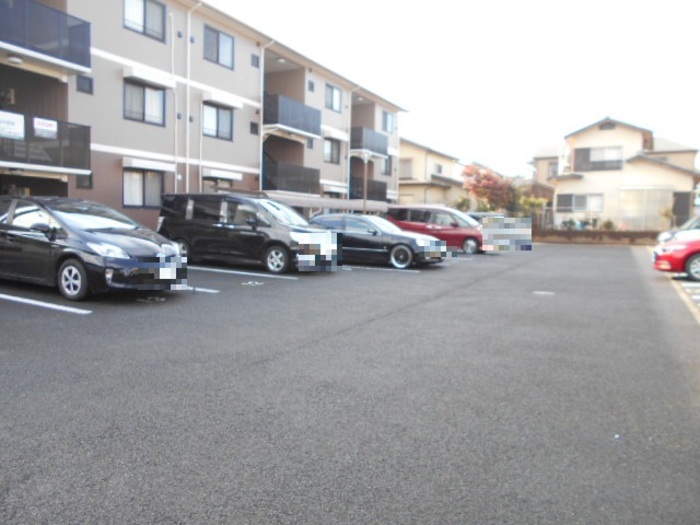 16/19 駐車場