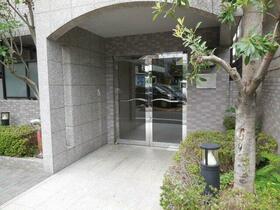 4/5 エントランス