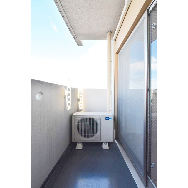 18/27 バルコニー