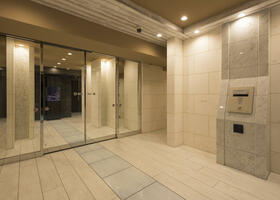 3/4 エントランス