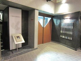 3/3 エントランス