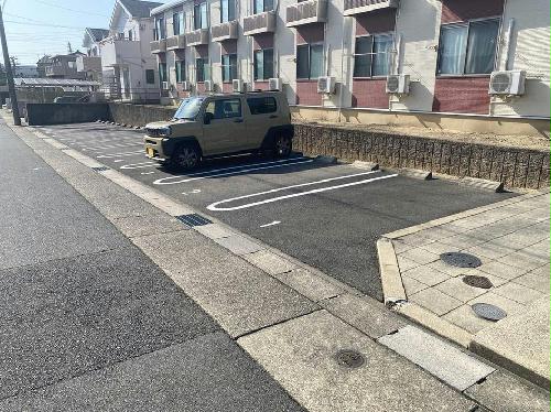 12/13 駐車場