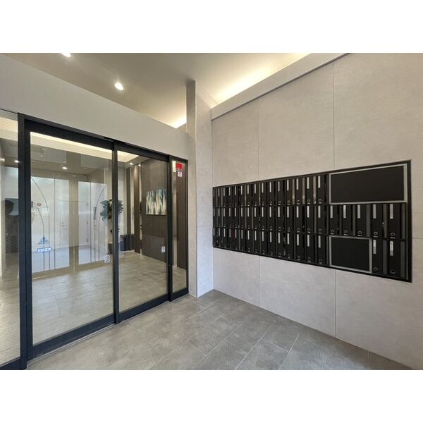 16/26 エントランス