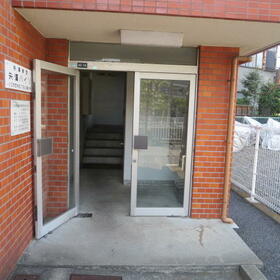 2/6 エントランス