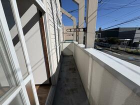 13/14 バルコニー