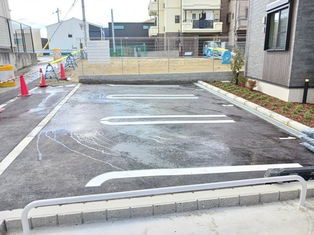 14/20 駐車場