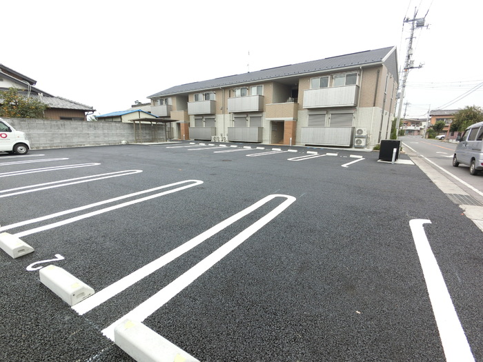 24/30 駐車場