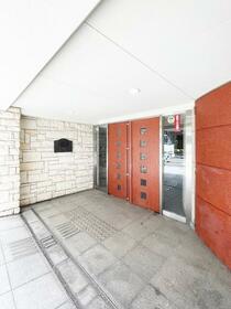 15/16 エントランス