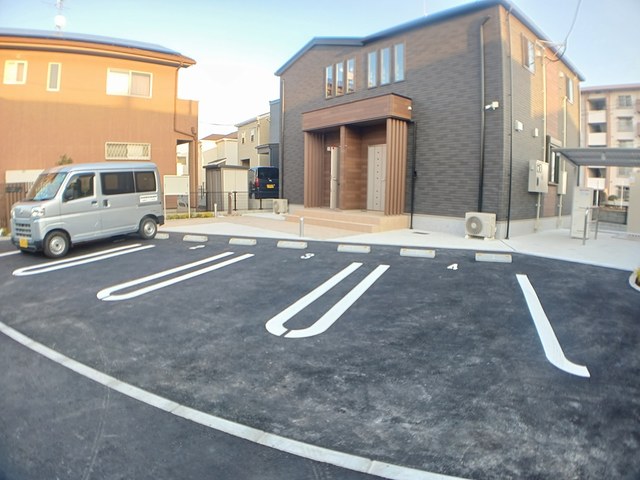 14/20 駐車場