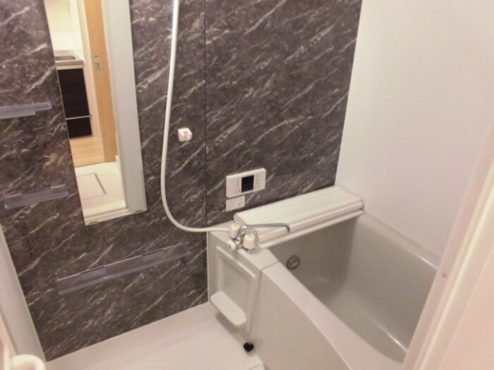 13/22 エントランス