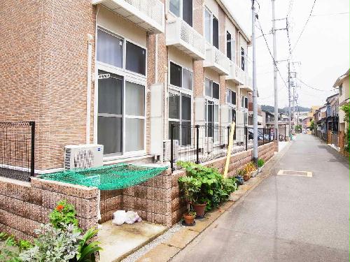 14/14 エントランス