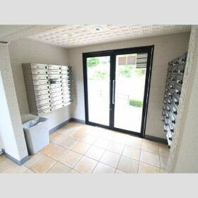 15/16 エントランス