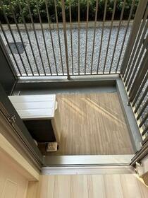 13/16 バルコニー