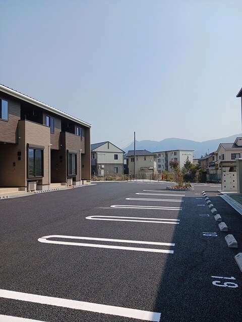 14/20 駐車場