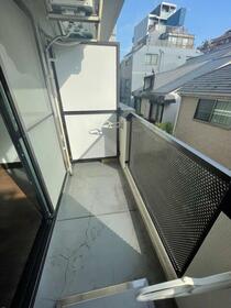 13/16 バルコニー