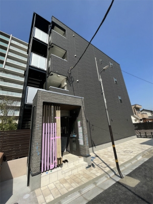 15/17 エントランス