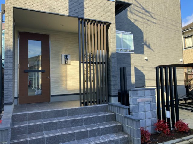 18/18 エントランス