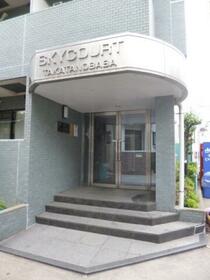 14/15 エントランス