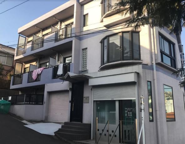 2/2 エントランス