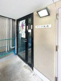 2/2 エントランス