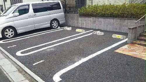 14/14 駐車場
