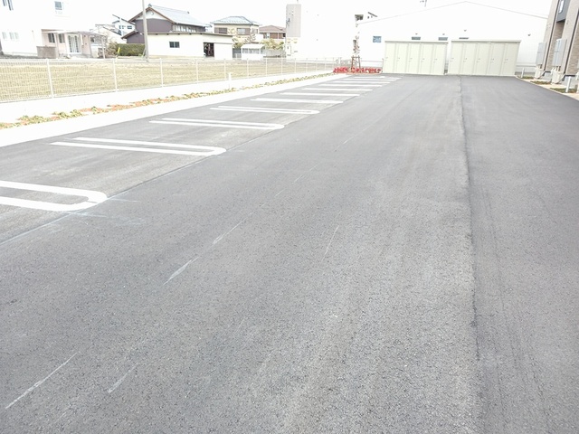 14/20 駐車場