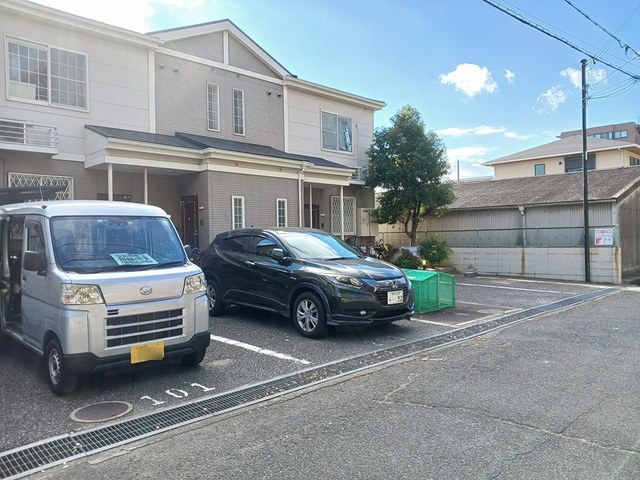 2/8 駐車場