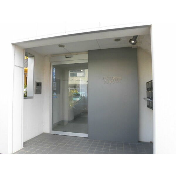 17/24 エントランス