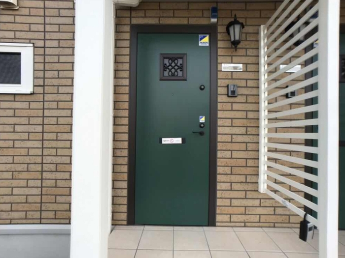 19/27 エントランス