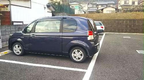 14/14 駐車場