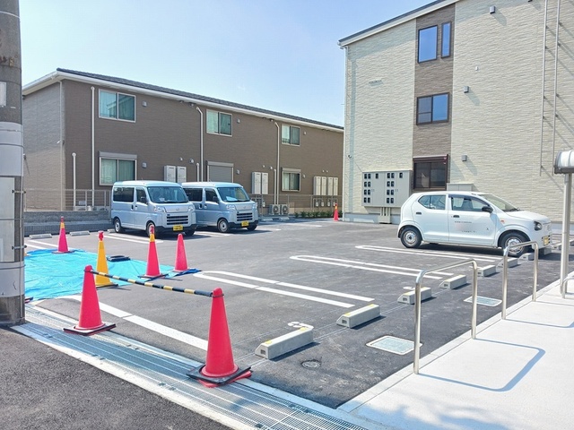 2/8 駐車場
