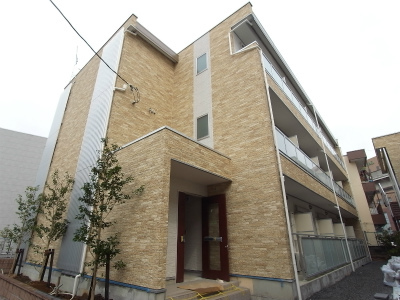 2/4 エントランス