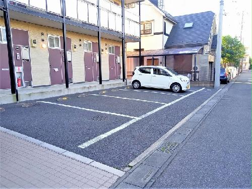 14/15 駐車場