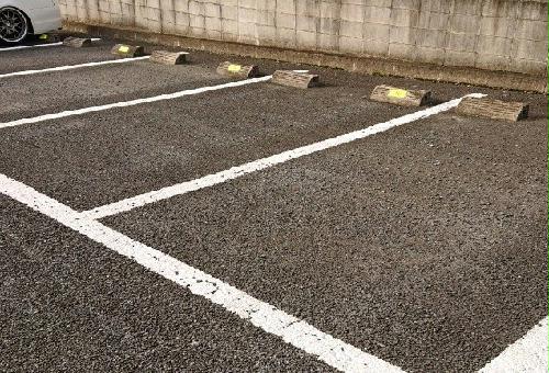 14/20 駐車場