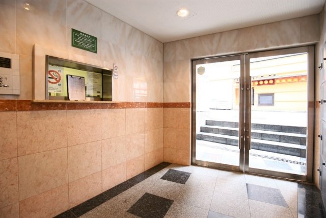 9/10 エントランス