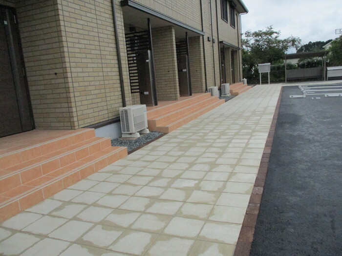 17/20 エントランス