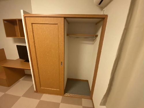 14/15 エントランス