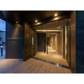 5/5 エントランス