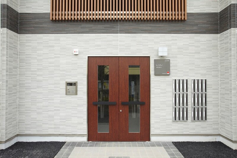 20/20 エントランス