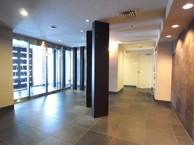 3/3 エントランス