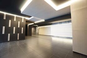 4/4 エントランス