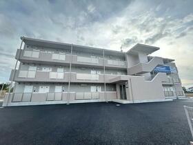 15/21 エントランス