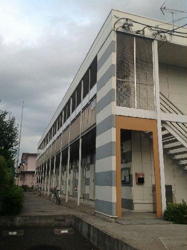 13/14 エントランス