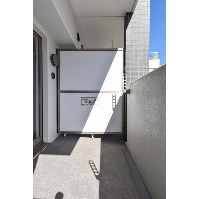 19/30 バルコニー