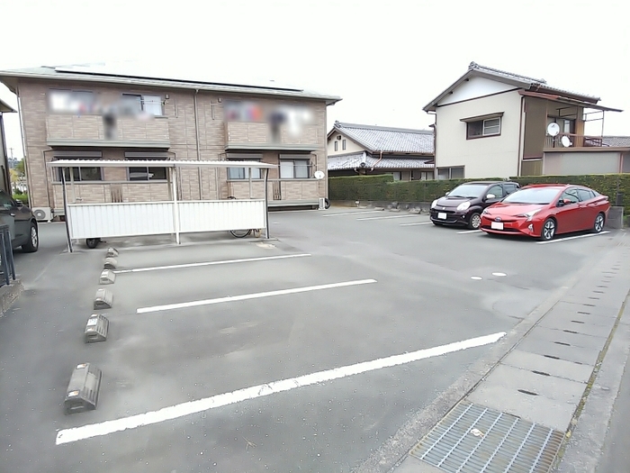 15/22 駐車場