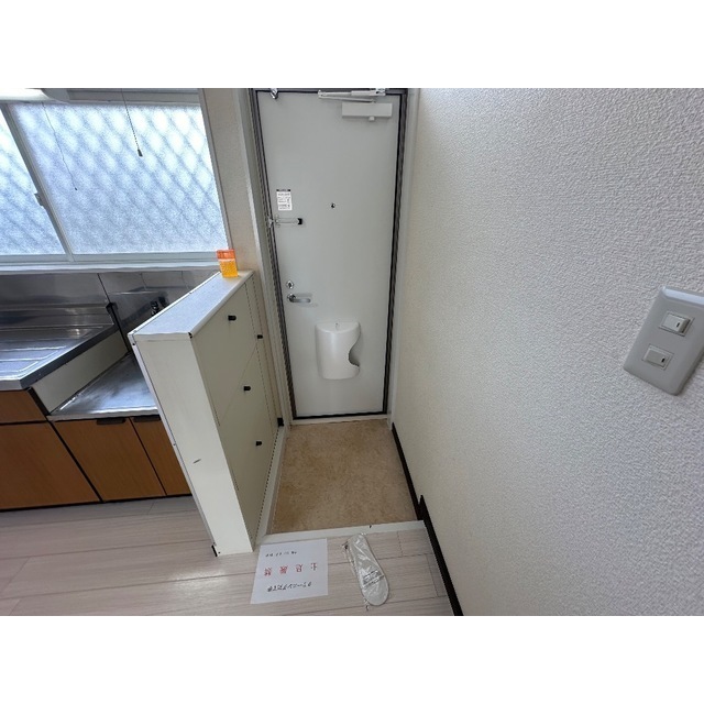 13/23 玄関