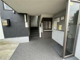 14/14 エントランス